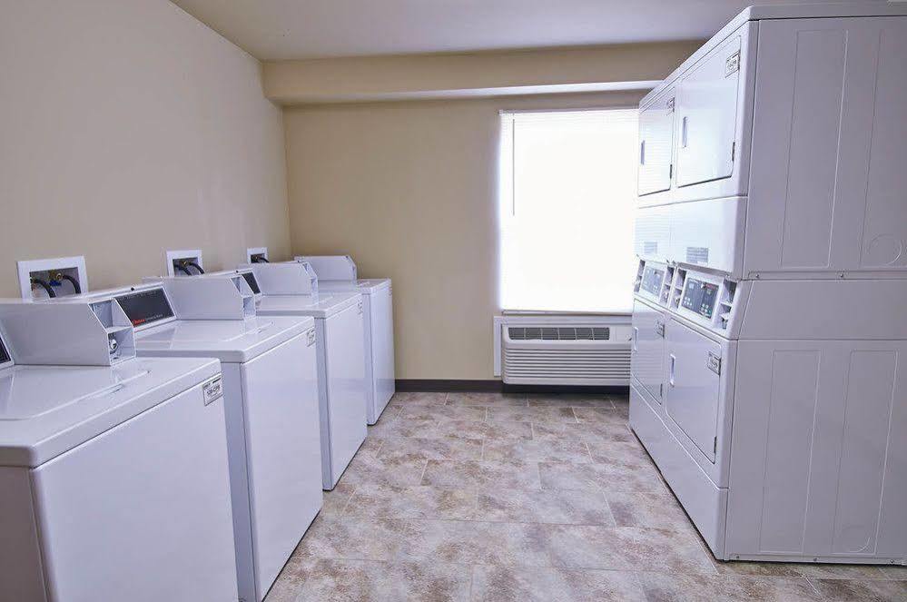 Suburban Studios Denver Central-Арвада Экстерьер фото
